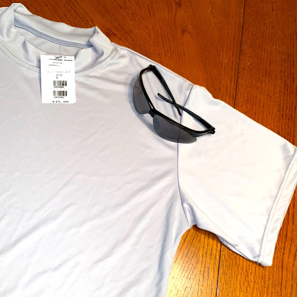 😎FREE with Purchase!🔥Dry-Fit Athletic Gray TEE Men’s Small